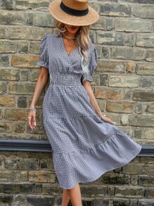 SHEIN VCAY Vestido con estampado de guingán de manga farol bajo con fruncido sin cinturón - Blanco y Negro - Ver 6