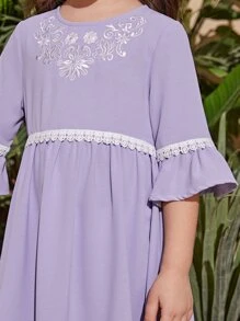 SHEIN Leap Crew 小女童花卉刺繡荷葉袖荷葉邊洋裝 - 紫丁香色 - 查看 6