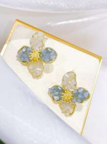 Flower Design Stud Earrings - Multicolor - View 4