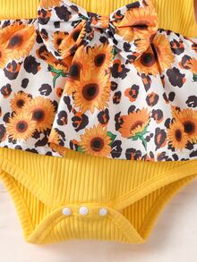 Baby Floral Print Ruffle Trim Bow Front Bodysuit & Accessory Headband - Multicolor - View 6