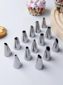 14入組不銹鋼裱花嘴和5入組裱花袋和5入組轉換器和1入組清潔刷和5入組矽膠戒指