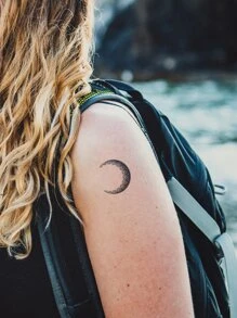 Tattoo Sticker,1 Sheet Moon & Sun Print Temporary Tattoos For Women,Tattoo Stickers Adults,Realistic Tattoo Moon , Sun,For Women And Girls