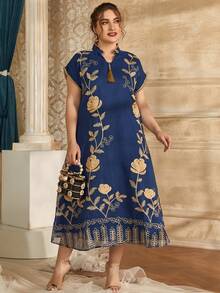 Al Najma Plus Notched Neck Floral Embroidery Dress - Blue - View 7