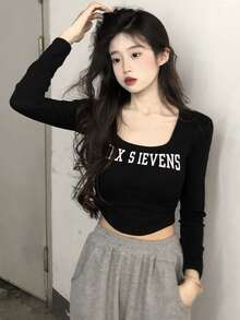 Letter Graphic Curved Hem Crop Tee - Black - View 1