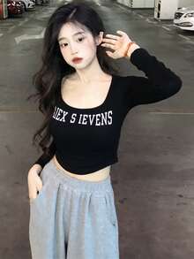 Letter Graphic Curved Hem Crop Tee - Black - View 5