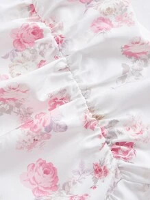 SHEIN MOD Vestido camisero con estampado floral, volantes en el bajo asimétrico, pliegues en los hombros y vuelo en el bajo, fondo blanco con flores rosas que cubre las caderas - Blanco - Ver 4