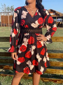 SHEIN Holidaya Plus Floral Print Guipure Lace Insert Flounce Sleeve Dress - Black - View 2