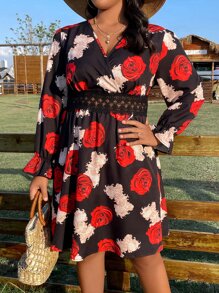 SHEIN Holidaya Plus Floral Print Guipure Lace Insert Flounce Sleeve Dress - Black - View 5