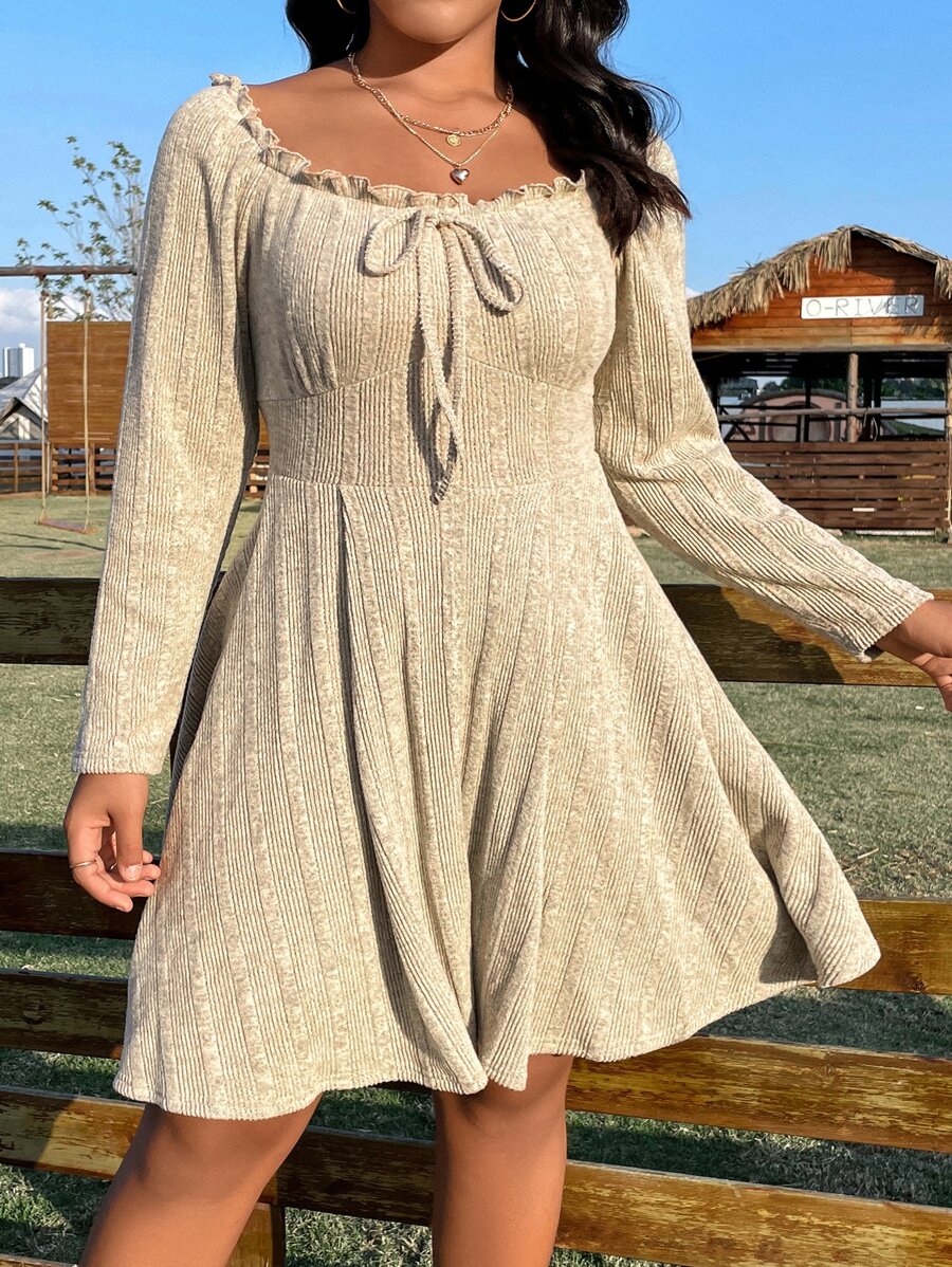 Calvaya 大碼褶邊前打結洋裝 - 彩色 - 查看 1