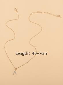 Collar grabado con diamante de imitación con letra