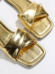 女士金屬質感扭結裝飾露趾魅力四射戶外平底涼鞋 - 金色 - 查看 4