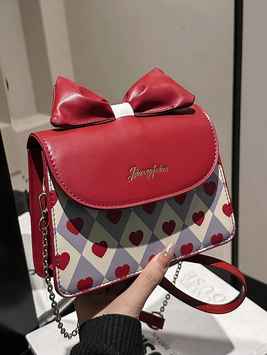 Bolsa cuadrada con estampado de corazón y letra con diseño de lazo con solapa - Multicolor - Ver 1