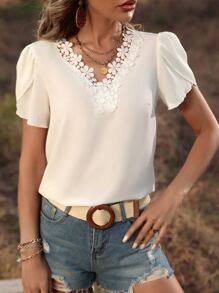 SHEIN LUNE 鏤空蕾絲花邊花瓣袖襯衫 - 白色 - 查看 6