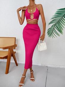 SHEIN VCAY 鏤空後背繫帶吊脖針織上衣和針織短裙 - 玫紅色 - 查看 1