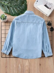 SHEIN Explorewe Tween Boy 1pc Solid Button Front Pocket Patched Denim Shirt - Light Wash - View 2