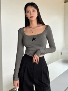 DAZY Star Print Scoop Neck Crop Tee Y2k Fall Tops - Dark Grey - View 5