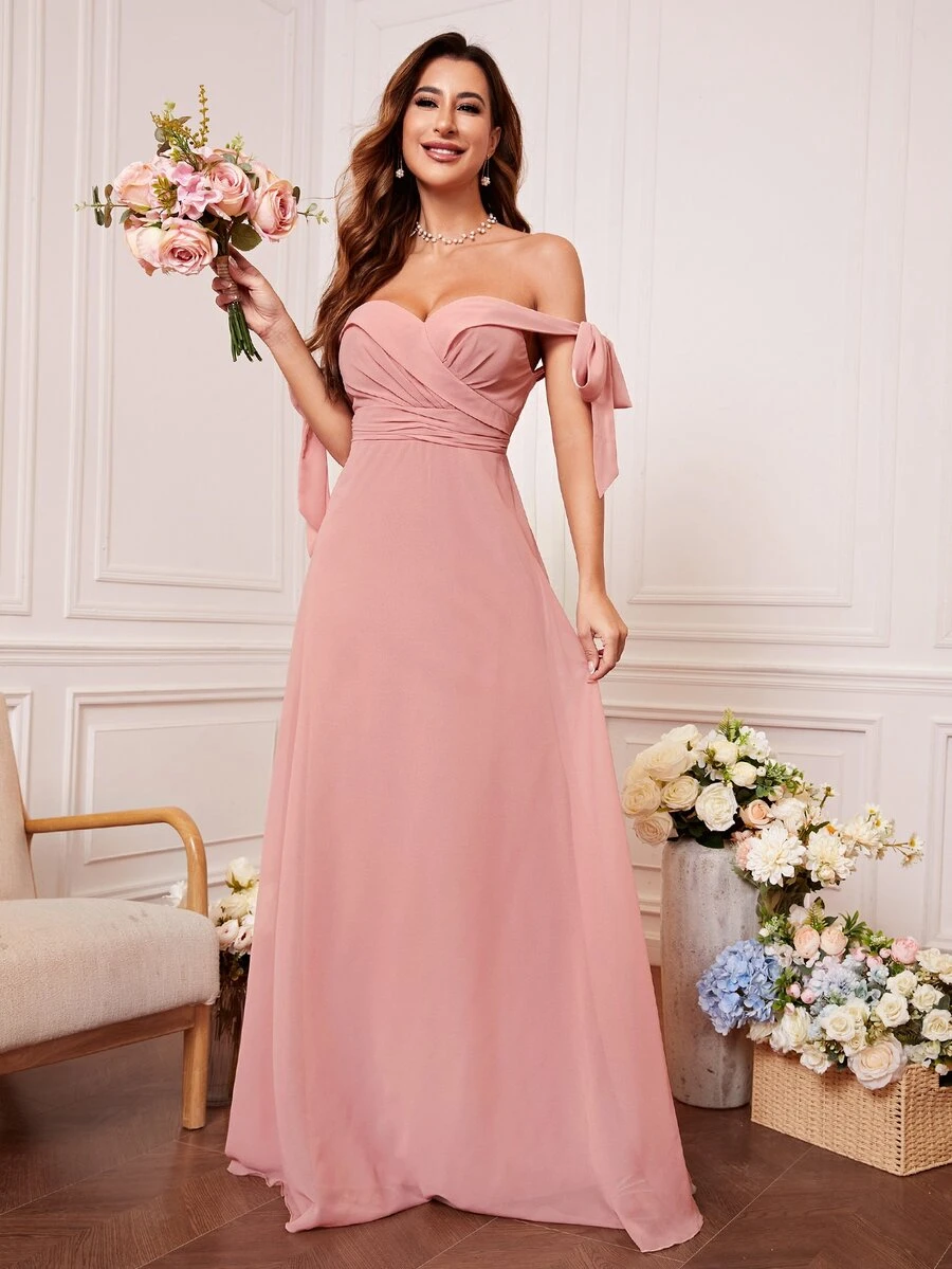 胸部褶皺一字肩側打結雪紡伴娘連衣裙 - 粉色 - 查看 1