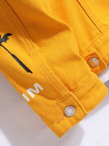 Manfinity Men Coconut Tree & Letter Graphic Flap Pocket Denim Jacket Without Tee - Yellow - View 5