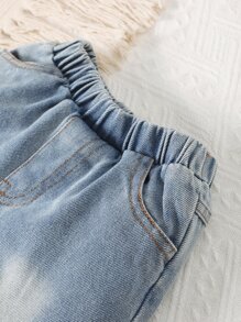 男嬰熊和字母圖案T恤和牛仔短褲 - 藍白色 - 查看 3