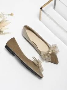 Fashion Brown Ballet Shoes Women Rhinestone & Bow Decor Point Toe Velvet Flats - Brown - View 2