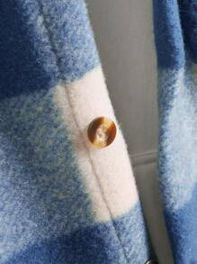 Manfinity Hypemode 男士1入組格紋印花翻蓋口袋落肩袖外套 - 藍色 - 查看 3