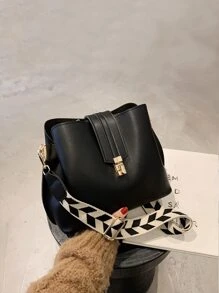 Stitch Detail Bucket Bag - Black - View 4