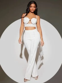 SHEIN SXY Elegante Bürodamen-Hose in Große Größen mit Strass-Verzierung, gerade geschnitten, taillenhoch, weiß. Geeignet für Straße, Lässig, Sexy, tägliche Reisen, Einkaufen, Dates, kühl und bequem zu tragen, leicht zu kombinieren und schlank aussehend, betont die Figur. Perfekt für Abschluss, Schulbeginn, Lehreroutfits für Frauen im Herbst/Winter.