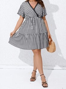 SHEIN Holidaya Vestido con estampado de guingán de cuello cruzado bajo con fruncido - Blanco y Negro - Ver 5