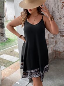 SHEIN Holidaya Plus Geo Print Hanky Hem Cami Dress - Black - View 6