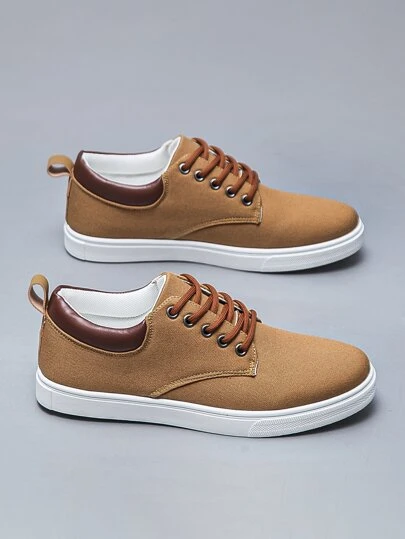 男士時尚和舒服的一腳蹬運動鞋,休閒和運動風格,防滑,合適的適用於四季,理想適用於學生