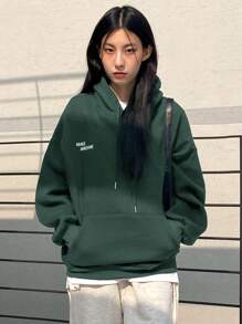 DAZY Áo hoodie dây rút hở vai họa tiết chữ, Quần áo nữ mùa thu - Màu xanh lá cây đậm - Xem 5