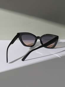 貓眼鏡框太陽鏡 - 黑色 - 查看 2