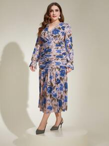 Modelyn Vestido con estampado floral fruncido bajo con fruncido - azul real - Ver 5