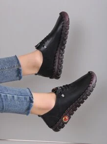 優雅平底牛津鞋適合女士,字母圖案前綁帶平底鞋 - 黑色 - 查看 4