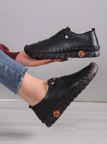 優雅平底牛津鞋適合女士,字母圖案前綁帶平底鞋 - 黑色 - 查看 1