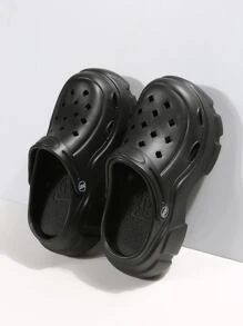 Women Hollow Out Design Clogs, Fashionable Summer Breathable Vented Clogs - Black - View 4