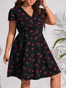 SHEIN CURVE+ 大尺碼女性夏季櫻桃印花V領短袖連衣裙 - 黑色 - 查看 3