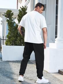 Manfinity Homme 男士鳥印花T恤和腰部抽繩衛褲 - 黑與白 - 查看 2