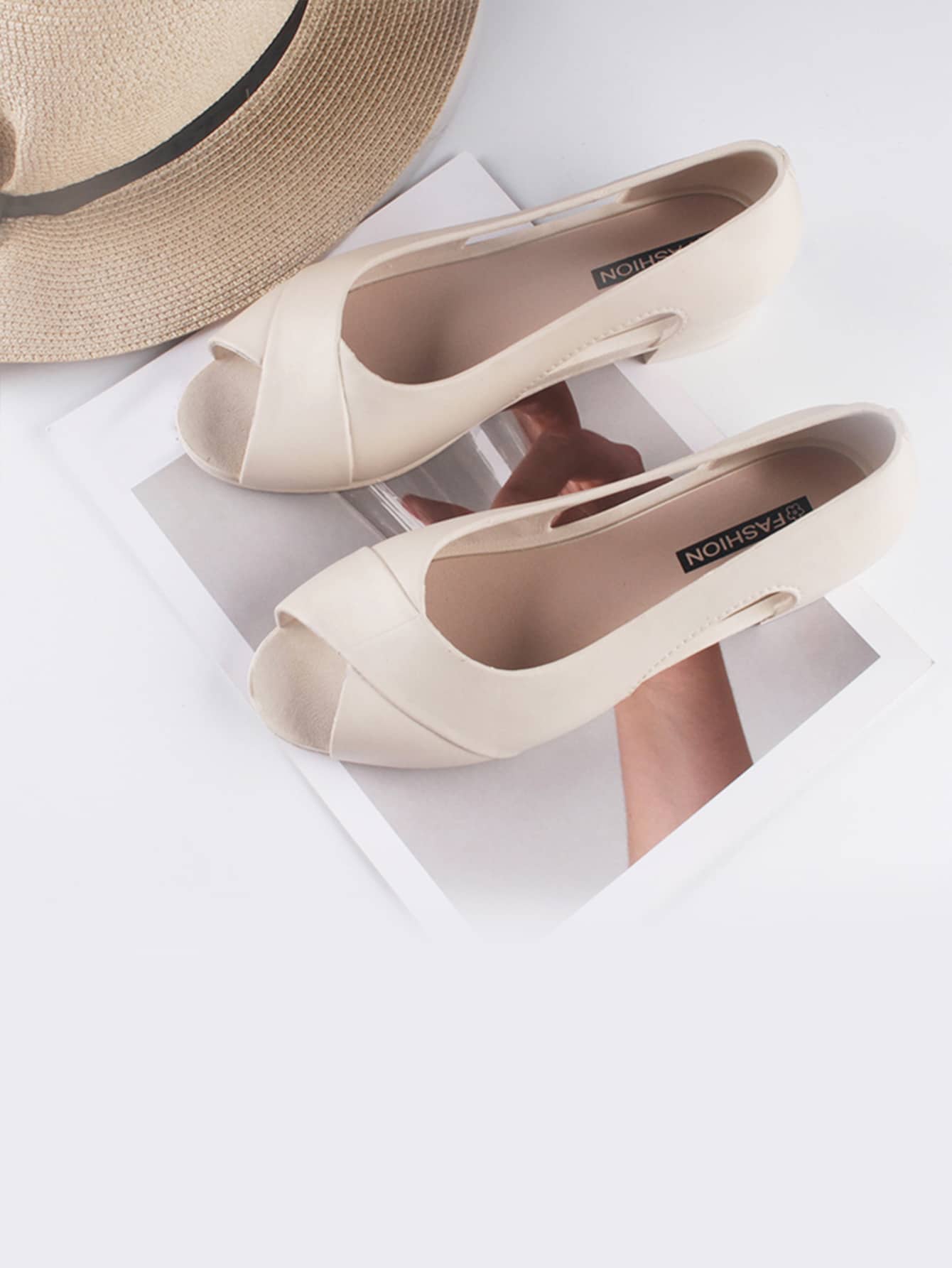 Fashionable Women Cut Out Design Peep Toe Flats - Apricot - View 1
