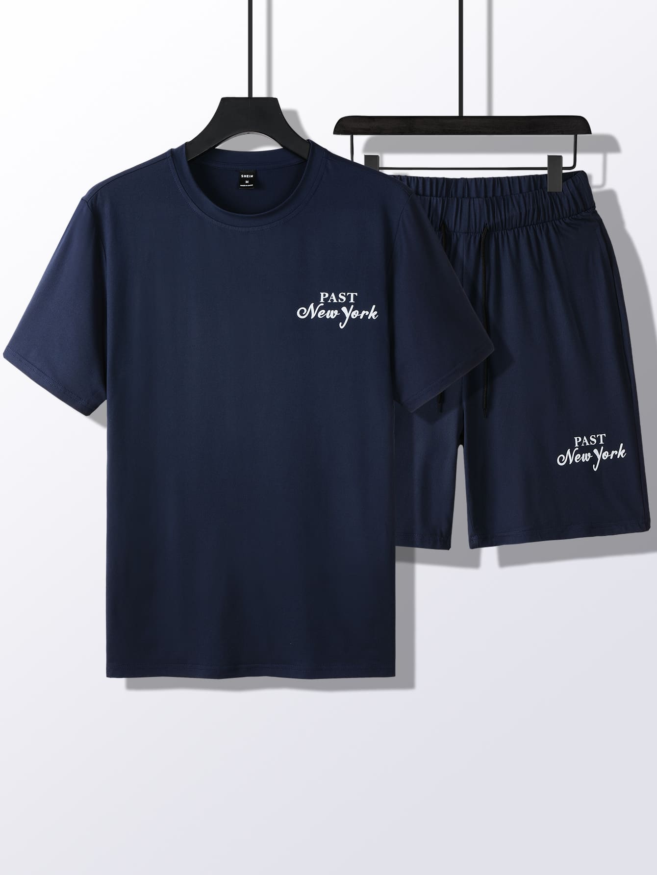 Manfinity Hombres con estampado de letra Camiseta & de cintura con cordón Shorts - Azul Marino - Ver 1