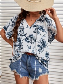 SHEIN LUNE Plus Floral Print Tie Neck Raglan Sleeve Blouse - Blue and White - View 1
