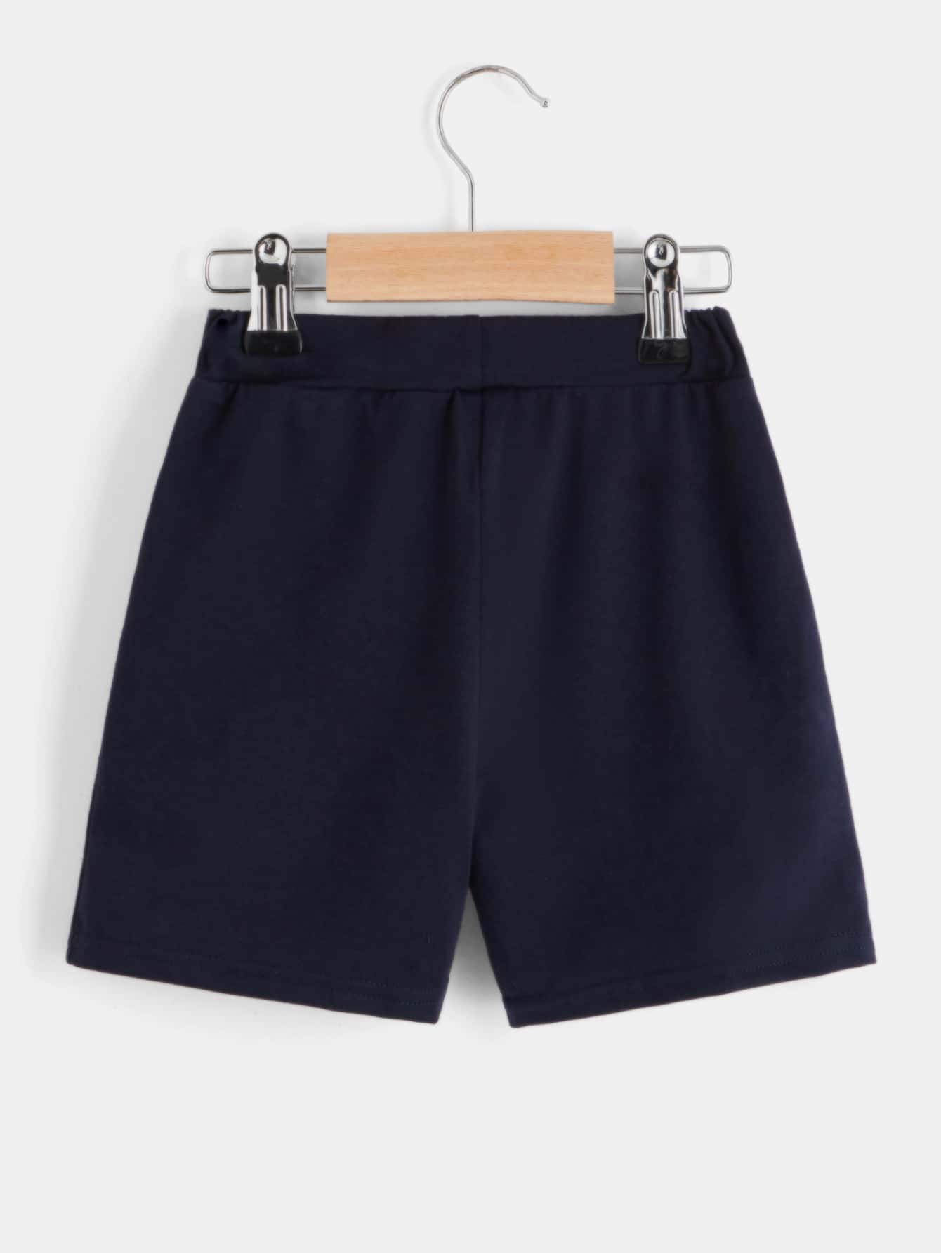 SHEIN Explorewe شورت رياضي أمامي مربوط للصبي الصغي...