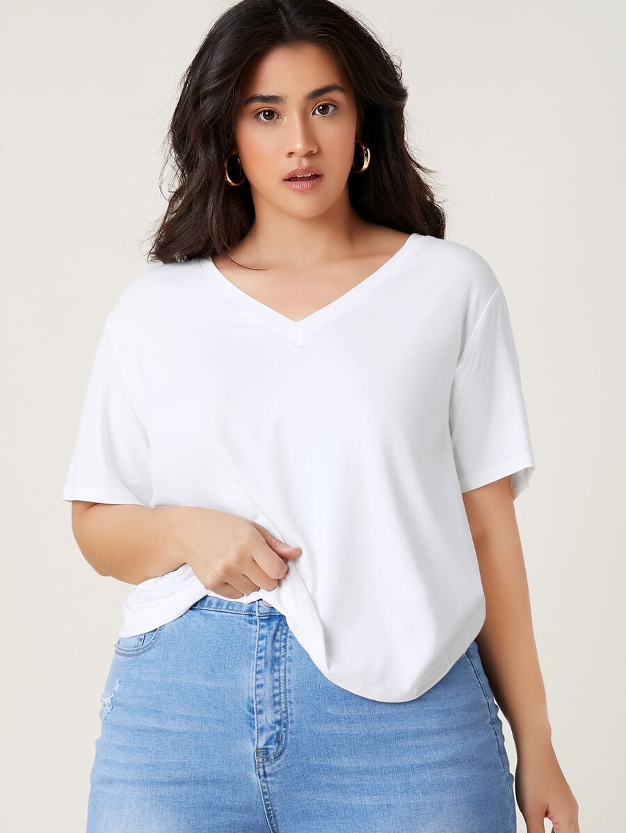 SHEIN BASICS 大碼v領上衣 - 白色 - 查看 1