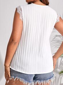 SHEIN Frenchy Plus Eyelash Lace Trim Button Front Tank Top - White - View 2