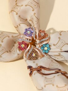 水鑽花朵裝飾圍巾扣 - 彩色 - 查看 1