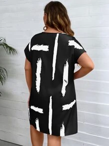 SHEIN LUNE Đầm Plus Size Cắt ra Đồ họa Giải trí - Đen và trắng - Xem 2