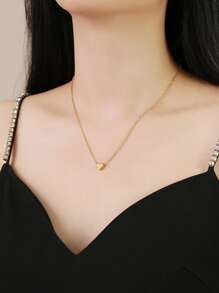 Letter Detail Heart Decor Necklace