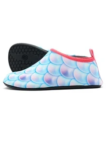 Sporty Blue Aqua Socks For Girls, Colorblock Fish Scale Pattern Water Shoes - Multicolor - View 4