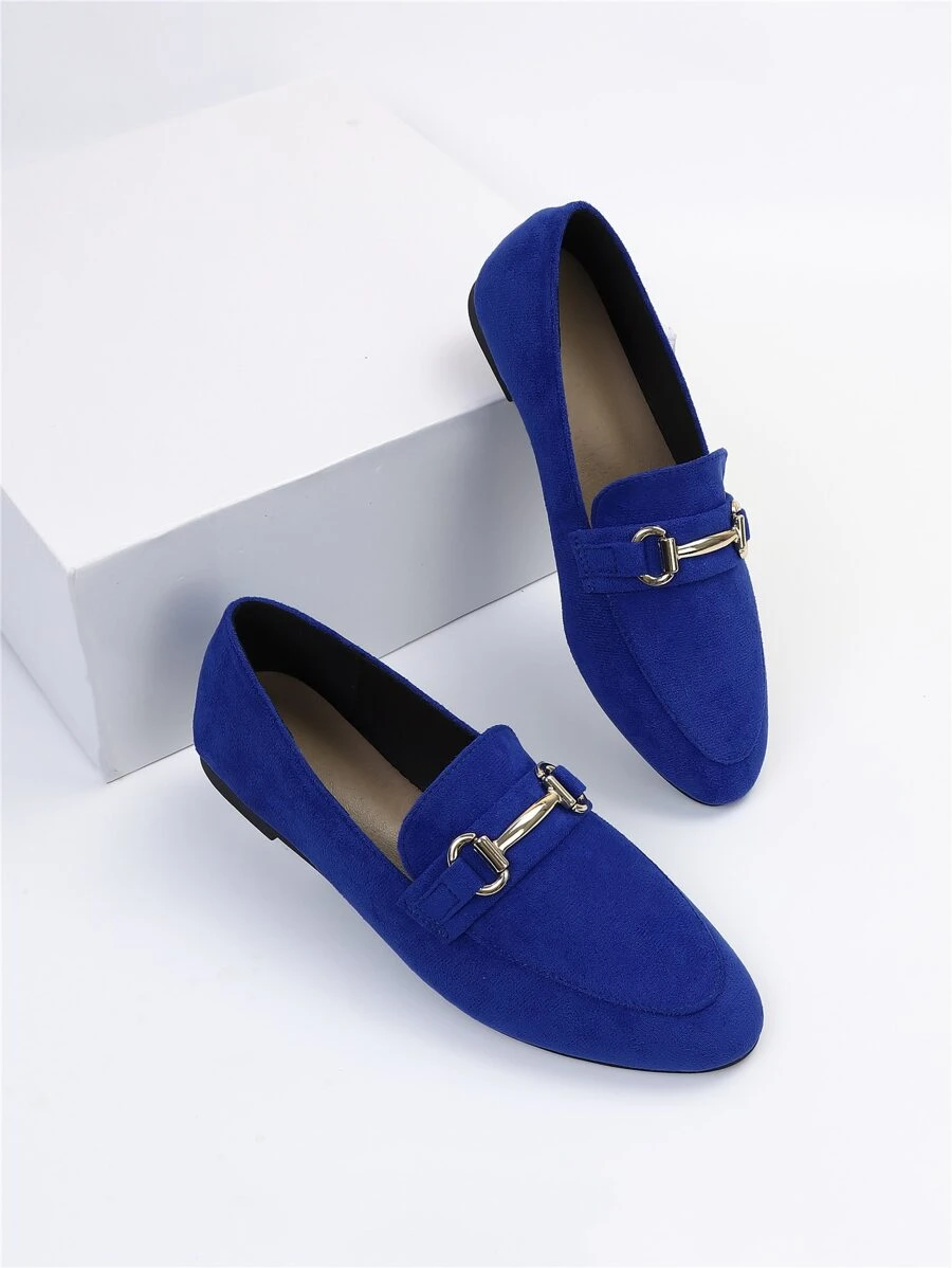 秋冬时尚平底乐福鞋女式仿麂皮金属装饰平底鞋