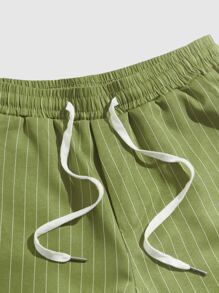 Manfinity RelaxMax Hombres Shorts de rayas de cintura con cordón - Verde militar - Ver 3